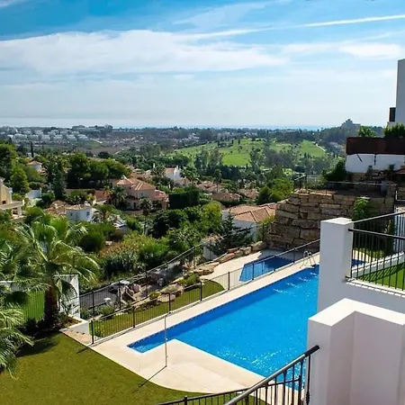 Stunning Apartment-7 People-6 Pools.402 Apartment