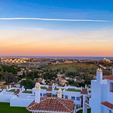 Stunning Apartment-7 People-6 Pools.402 Apartment *