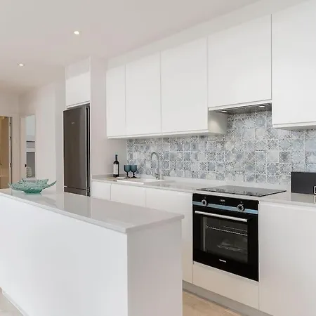 Stunning Apartment-7 People-6 Pools.402 Apartment *